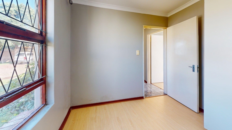 2 Bedroom Property for Sale in Kabega Park Eastern Cape